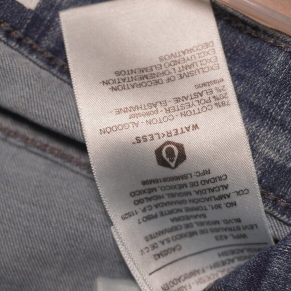 Levi Gold Mens Mid Wash Distressed Mid Rise Straight Leg Jeans Size 31X32 - Picture 8 of 8